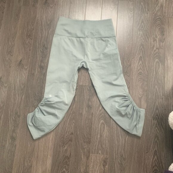 Lululemon Taryn Toomey Heart Opener Wrap, Tank and Awakening Crops - Set - Picture 10 of 13